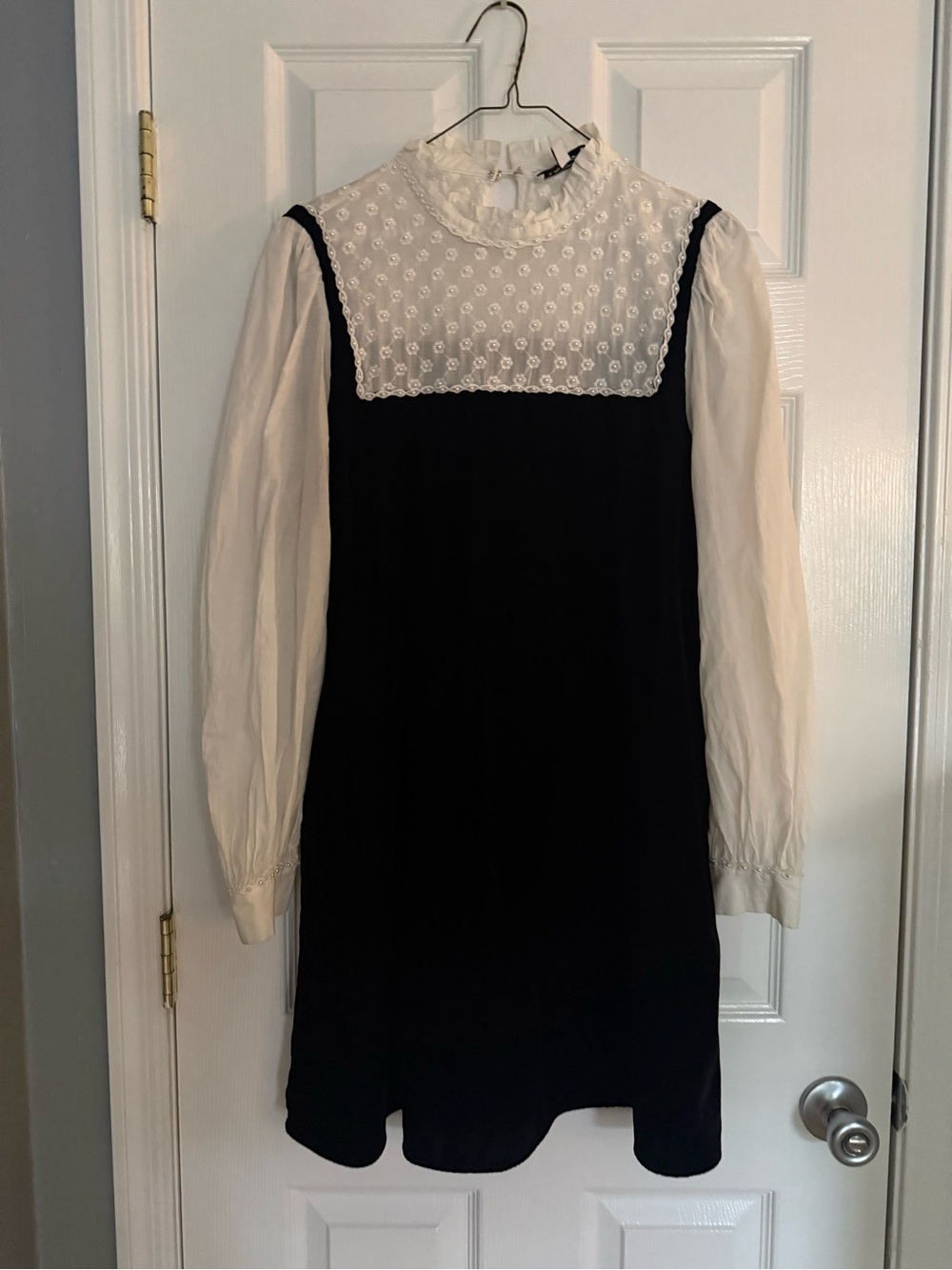 & Other Stories Classic Black Velvet and White Long-Sleeve Dress